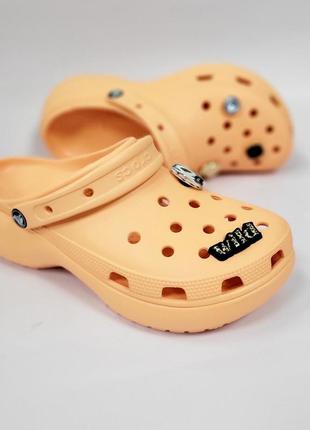 Crocs classic platform  clog, оригинал1 фото