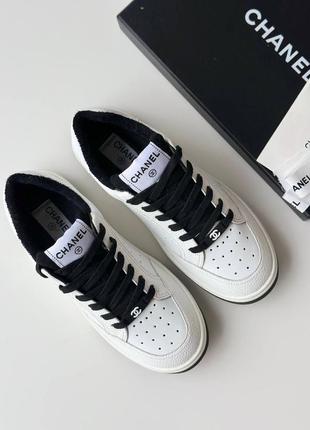 Кроссовки в стиле chanel