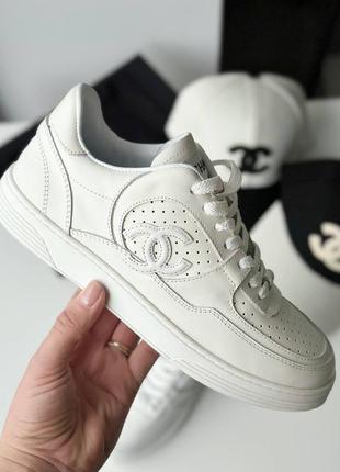 Кроссовки в стиле chanel