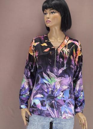 Атласная красивая блузка "mona" с растительным принтом, eur40-42.2 фото