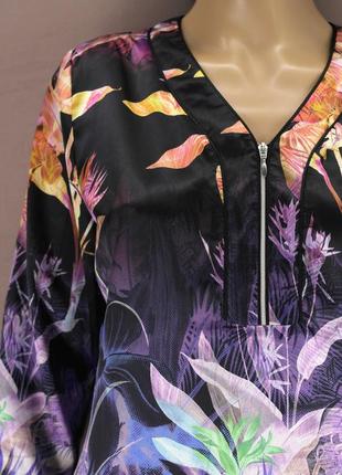 Атласная красивая блузка "mona" с растительным принтом, eur40-42.4 фото