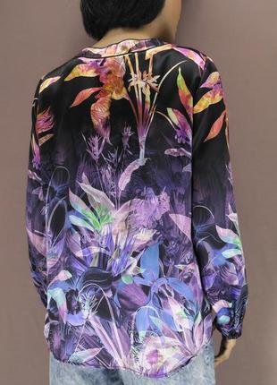 Атласная красивая блузка "mona" с растительным принтом, eur40-42.5 фото