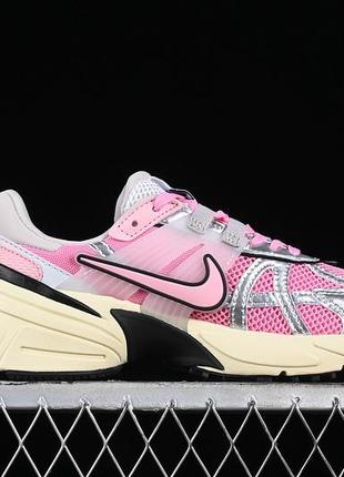 Женские кроссовки nike v2k run