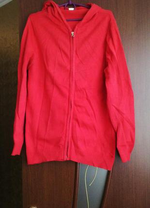 Трикотажна кофта з капюшоном на пластиковій блискавки