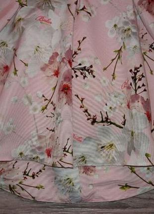 Шикарное платье со шлейфом в цветочный принт3 фото