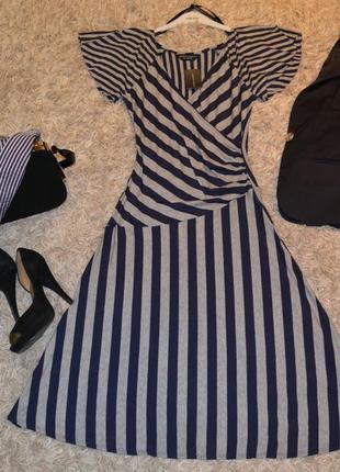 Интересное стильное  платье dorothy perkins