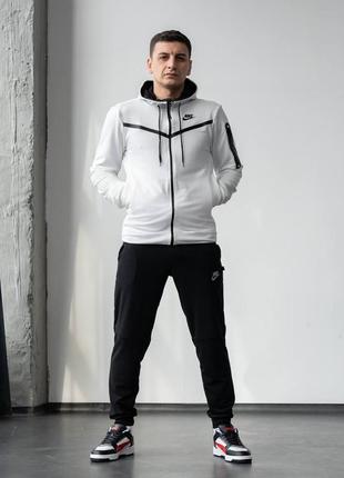 Спортивный костюм nike
