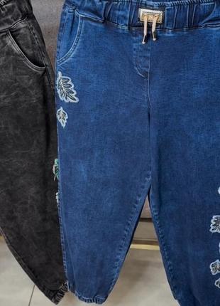 Бомбезні стильні джинси,вишивка,на резинці, туреччина.3 фото