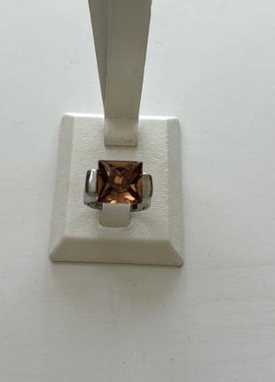 Кольцо с фианитом квадратной формы бижутерия размер 16,5-18,03 фото
