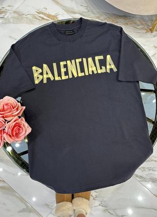 Жіноча люксова футболка ваlenсiаga3 фото