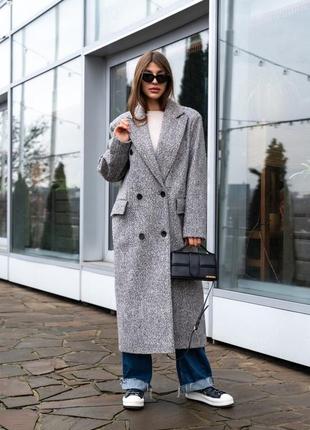 Стильное женское демисезонное пальто оверсайз серого цвета