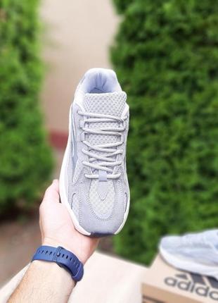 Чоловічі кросівки | adidas yeezy boost 700 v2 | сірі на білій | замша/текстиль, :414 фото