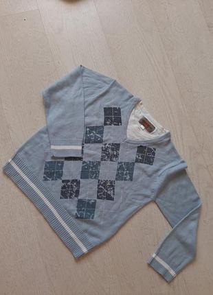 Трикотажная кофта свитер