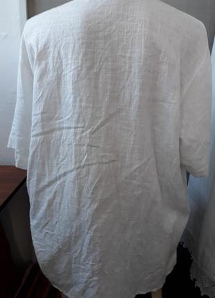Блуза белая с оригинальными пуговицами3 фото