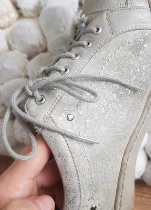 Шкіряні кросівки серебристі спортивні туфлі waldlaufer9 фото