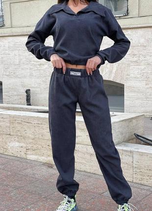 Якісний вельвнтовий стильний костюм двійка з кофтою зі штанами джогерами8 фото