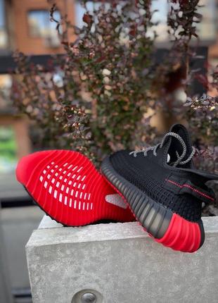 Yeezy чорного кольору з червоною підошвою 🖤❤️10 фото