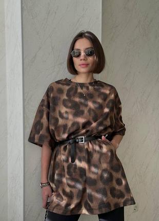 Леопардова жіноча футболка сукня оверсайз вільного крою
