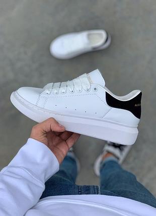 Шикарні кросівки alexander mcqueen black white кросівки кеді кеди