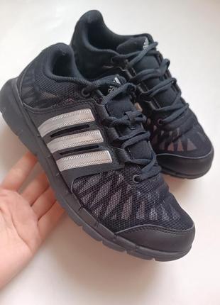 Кросівки adidas мега круті1 фото