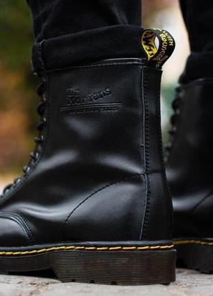 Черевики dr. martens