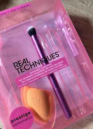 Набор для макияжа real techniques everyday essentials set by sam & nic