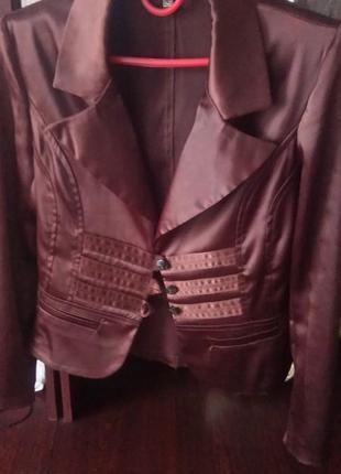 Атласний піджак