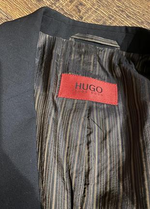 Чорний базовий піджак жакет з чоловічого плеча блейзер hugo boss чёрный пиджак оверсайз удлинённый пиджак базовый пиджак тренд шерстяной жакет9 фото