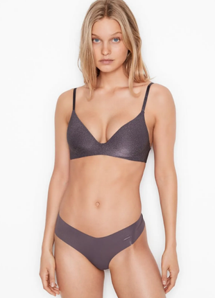 Бесшовный бюстгальтер с мягкими чашками victoria's secret lightly lined2 фото