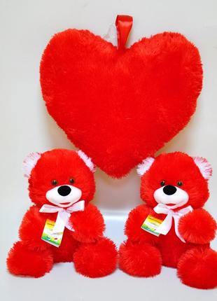 Мягкая игрушка . медведь 29 х 27 красный