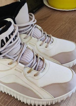 Кросовки теплые 37р