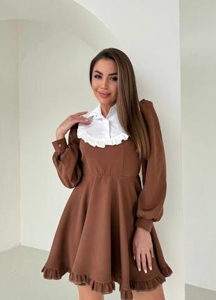 Платье с жабо выше колена