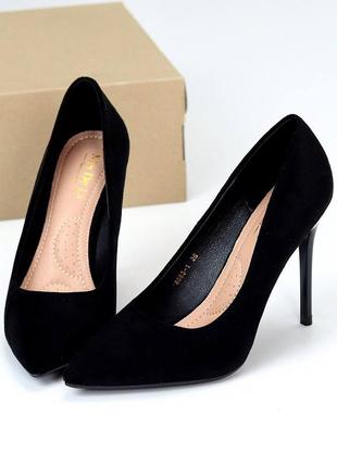 Завжди актуальні класичні чорні туфлі з еко замші, каблук 11 см6 фото