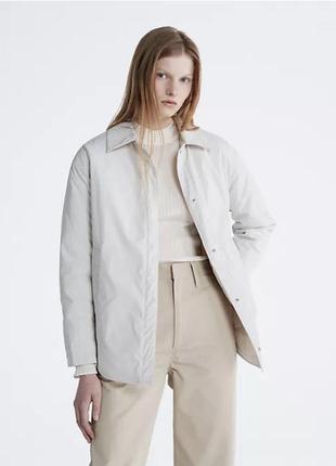 В наявності 🔥 весняна утеплена біла брендова куртка calvin klein оригінал куртка сорочка