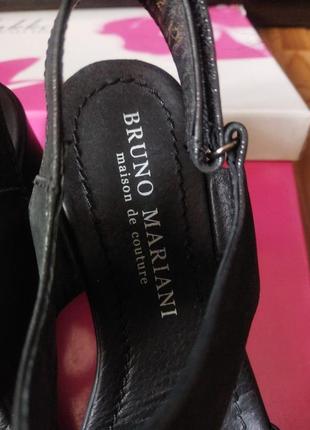Брендовые кожаные  модные босоножки bruno mariani (на широкую ногу)7 фото