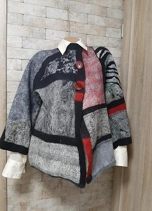 Дизайнерский жакет из валяной шерсти