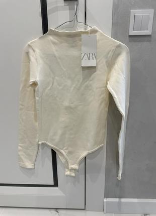 Боді zara з відкритою спиною бежевий