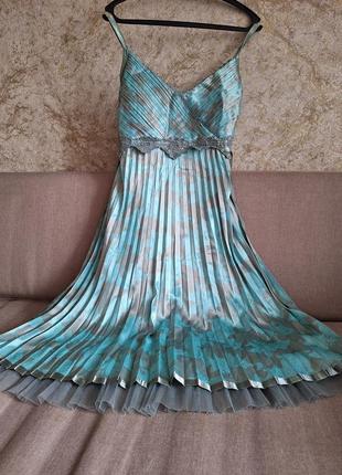 Коктейльное платье красивого бирюзового оттенка8 фото