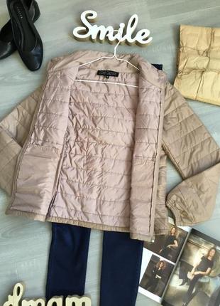 Легкая стёганная куртка ветровка в пудровом цвете3 фото