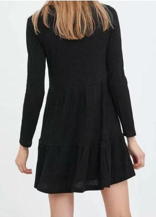 Розпродаж! черное платье zara с длинными рукавами и рюшами по подолу4 фото