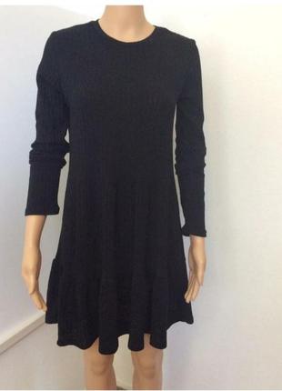 Розпродаж! черное платье zara с длинными рукавами и рюшами по подолу8 фото