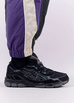 Чоловічі замшеві сітка кросівки asics gel — nyc all black gray, чоловічі кеди асикс чорні. чоловіче взуття5 фото