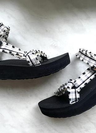 Босоножки teva 36 р