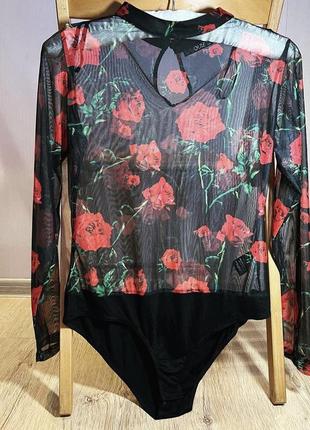 Красивий бодік в маки size m/l