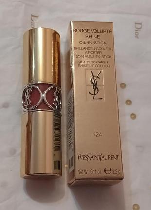 Yves saint laurent
rouge volupté shine oil-in-stick
зволожуюча помада