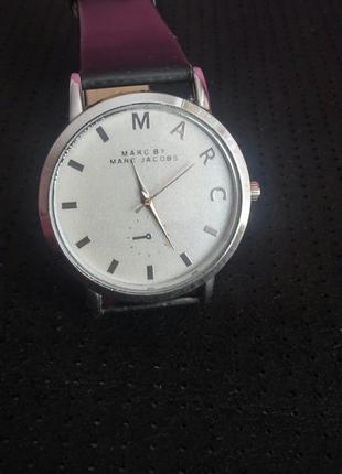 Жіночі наручні годинники marc by marc jacobs