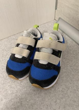 Демісезонні сині кросівки puma оригінал дитячі кросівки на липучках3 фото