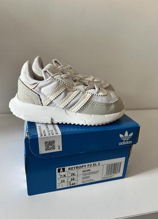 Кросівки adidas retropy