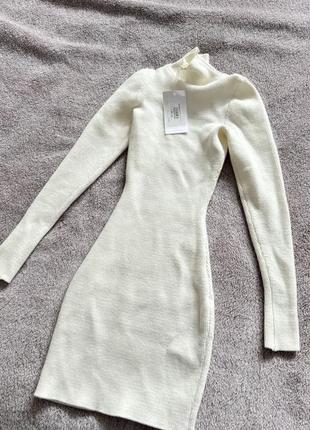 Сукня - гольф у молочному кольорі