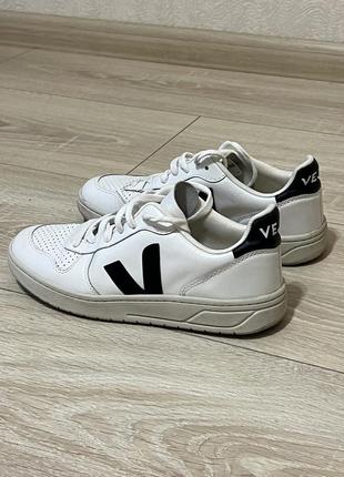 Кроссовки кеды veja